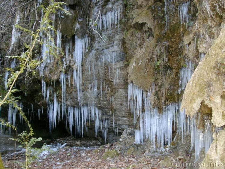 007 Estalactites de gel
